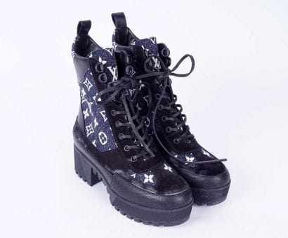 LOUIS VUITTON
Bottines Star Trail à lacets...
