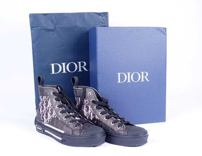 DIOR 
Baskets Dior B23 en toile noire et...