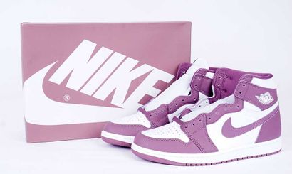 NIKE 
Baskets Air Jordan 1 Retro High OG...