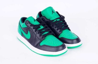 NIKE
Baskets Air Jordan 1 en cuir noir et...