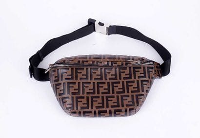 FENDI
Pochette Fendi pour le porter à la...