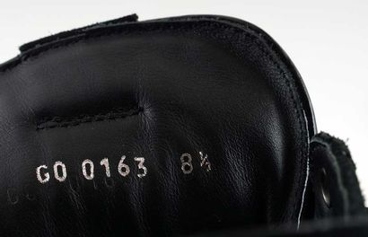 LOUIS VUITTON
Baskets montantes à lacets...