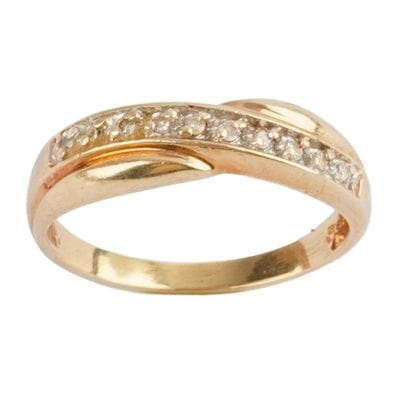 OR 10K / 10K GOLD
Bague en or jaune 10K sertie...
