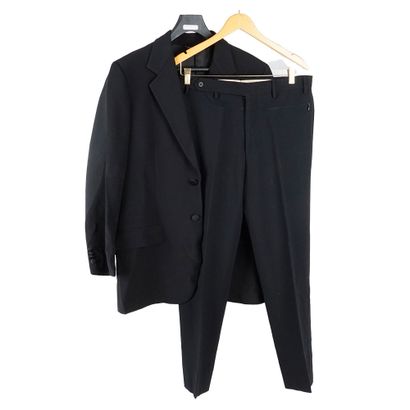 MOSCHINO
Veste tailleur de laine noire dont...
