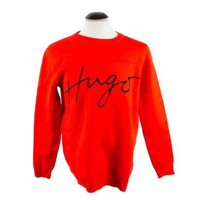 HUGO BOSS 
Tricot rouge avec logotype au...