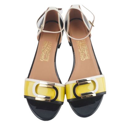 SALVATORE FERRAGAMO
Sandales Salvatore Ferragamo...