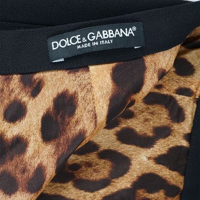 DOLCE GABBANA
Dolce Gabbana black midi straight...