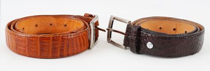 CEINTURES / BELTS
Ensemble de 2 ceintures...