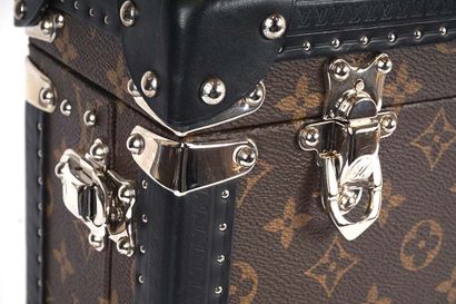 LOUIS VUITTON
Attaché case Louis Vuitton,...