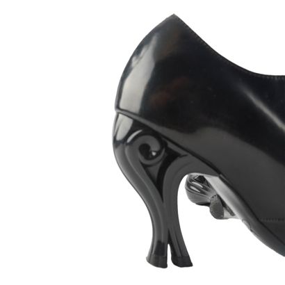 JOHN FLUEVOG
Paire de chaussures Estrella...