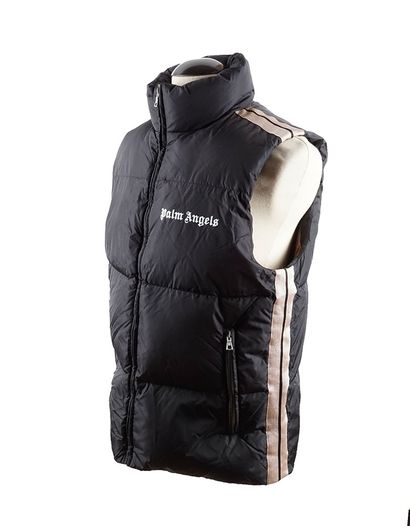 MONCLER X PALM ANGELS
Doudoune sans manches...