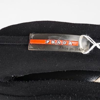 PRADA
T-shirt à manches longues aux épaules...