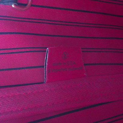 LOUIS VUITTON
Sac Louis Vuitton Neverfull...