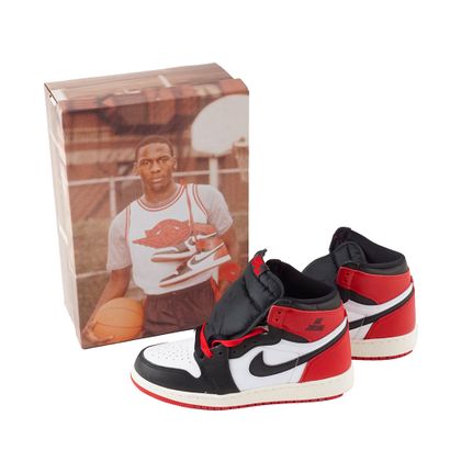 NIKE
Baskets Air Jordan 1 High OG édition...