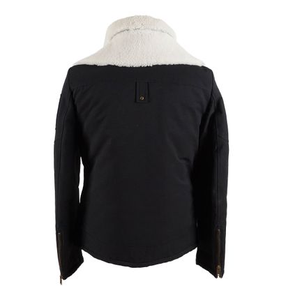 MOOSE KUCKLES
Black coat with removable sheepskin...