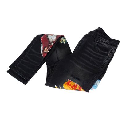 AMARI
Jeans noir avec patches Playboy
Taille...