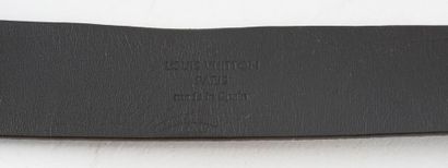 LOUIS VUITTON 
Ceinture en cuir et suède...