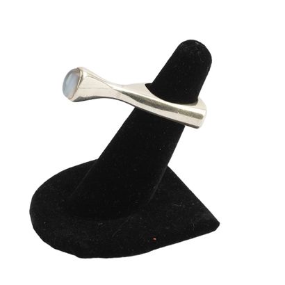 ARGENT / SILVER
Bague en argent sertie d'un...