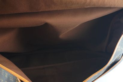 LOUIS VUITTON
Sac Louis Vuitton Chasse en...