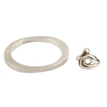 ARGENT / SILVER
Bracelet jonc et une bague...