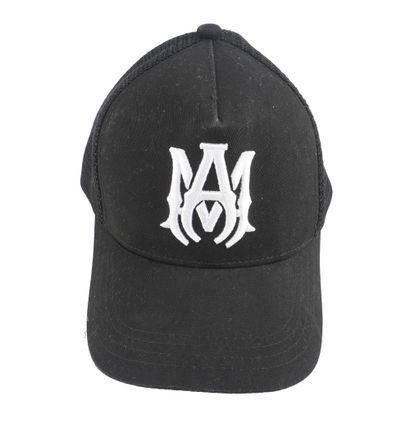 AMIRI
Casquette noire. Un logo brodé au fil...