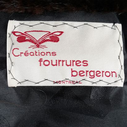 FOURRURE
Manteau de fourure de vison, brun...