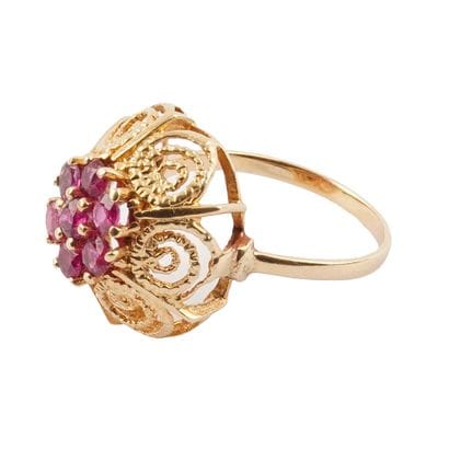 OR 14K, RUBIS / 14K GOLD, RUBIES
Bague ciselée...