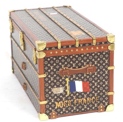 LOUIS VUITTON 
Presse-papier miniature Louis...