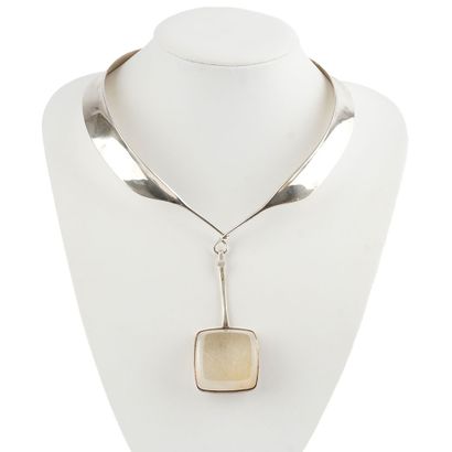 Vivianna TORUN 
Collier torque en argent...