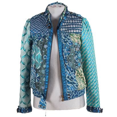 DESIGUAL
Desigual jacket with Japanese print.
Size:...