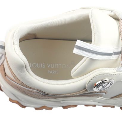 LOUIS VUITTON
Baskets Louis Vuitton en cuir...