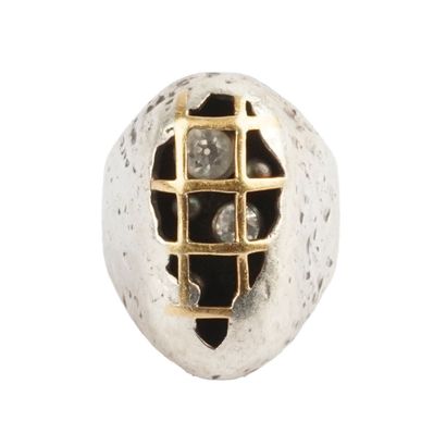 BASSANI, OR, ARGENT, DIAMANTS
Bague Bassani...