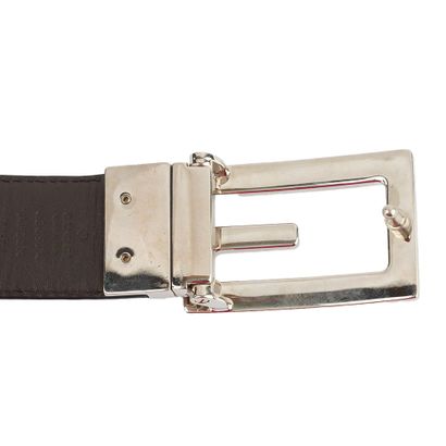 GUCCI 
Ceinture Gucci en cuir noir avec boucle...