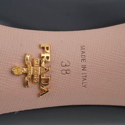 PRADA
Chaussures à talon Prada Calzature...