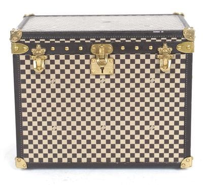 LOUIS VUITTON 
Malle à chapeaux miniature...