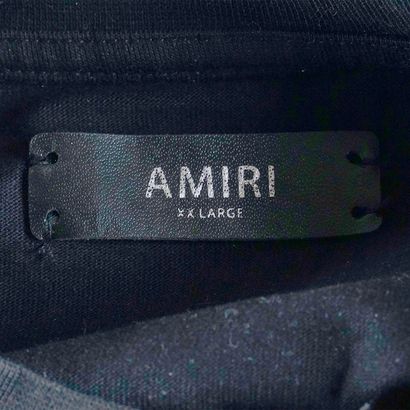 AMIRI 
Pull noir avec logotype brodé au fil...