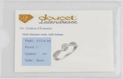 OR 10K, DIAMANTS / 10K GOLD, DIAMONDS
Bague...