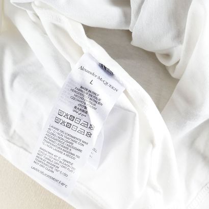 ALEXANDER MCQUEEN
T-shirt blanc avec effet...