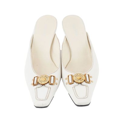 MIU MIU
Mules blanches avec kitten heel dont...