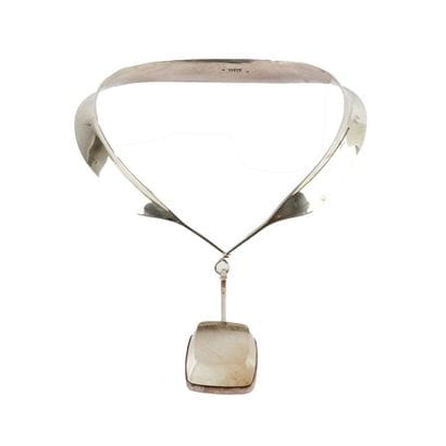 Vivianna TORUN 
Collier torque en argent...