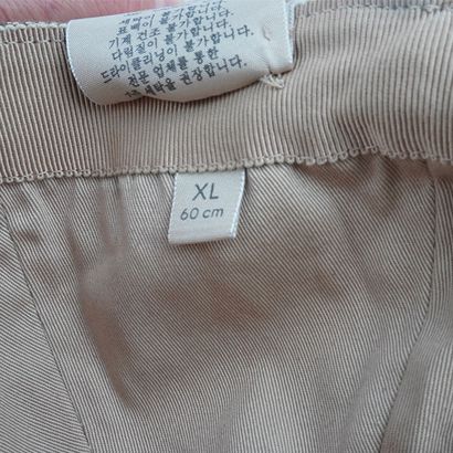 GUCCI X THE NORTH FACE
Casquette beige et...