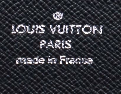 LOUIS VUITTON
Attaché case Louis Vuitton,...