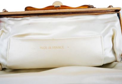 SAC VINTAGE 
Sac à main de billes perlées...