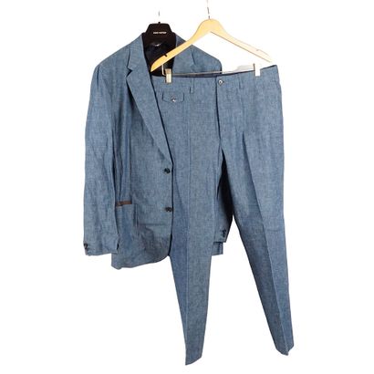 LOUIS VUITTON
Complet en tissu chiné bleu....
