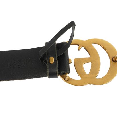GUCCI
Ceinture Gucci en cuir noir, boucle...