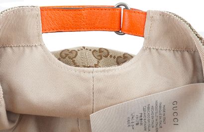 GUCCI X THE NORTH FACE
Casquette beige et...