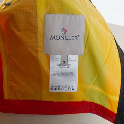 MONCLER Genius 
Coupe-vent 
