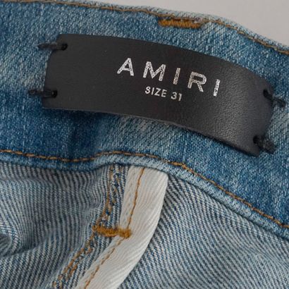 AMIRI
Jeans avec déchirures
Taille 31
Jeans...