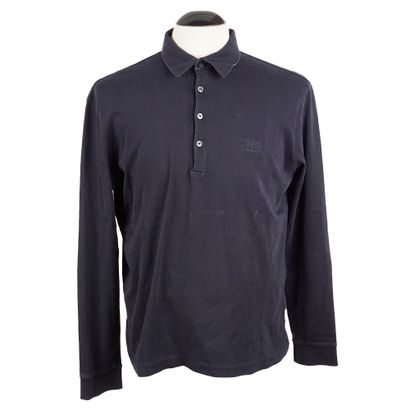 HUGO BOSS
Deux polos à manches longues, l'un...