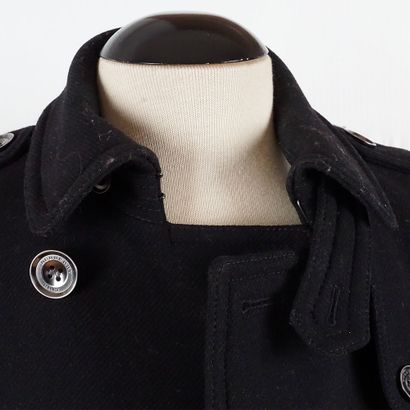 BURBERRY
Manteau Burberry en laine noir.
Taille:...